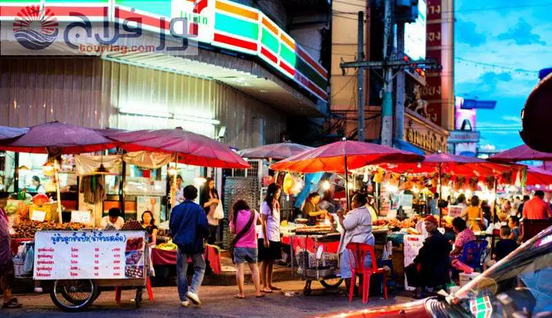 Chiangmai Night Bazaar, Chiangmai Market, Thailand