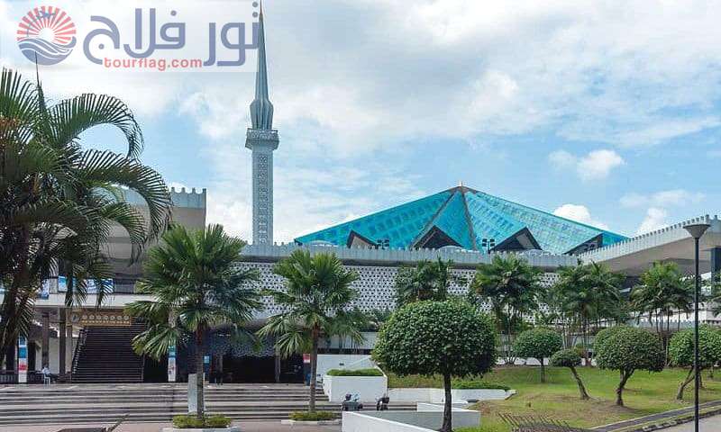 المسجد الوطني في مساجد كوالالمبور ماليزيا