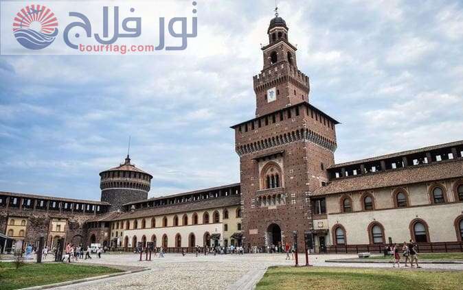 قلعة سفورزيسكو اماكن سياحية في ميلان ايطاليا